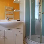 Familial Avec Charme D'ecole, Terrasse, Terrain Clos, Proche Gorges De La Loire Et Sites Naturels - Fr-1-582-185 Le Brignon